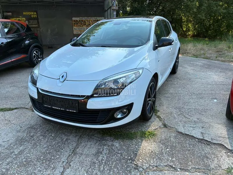 Renault Megane 2012 photo 2