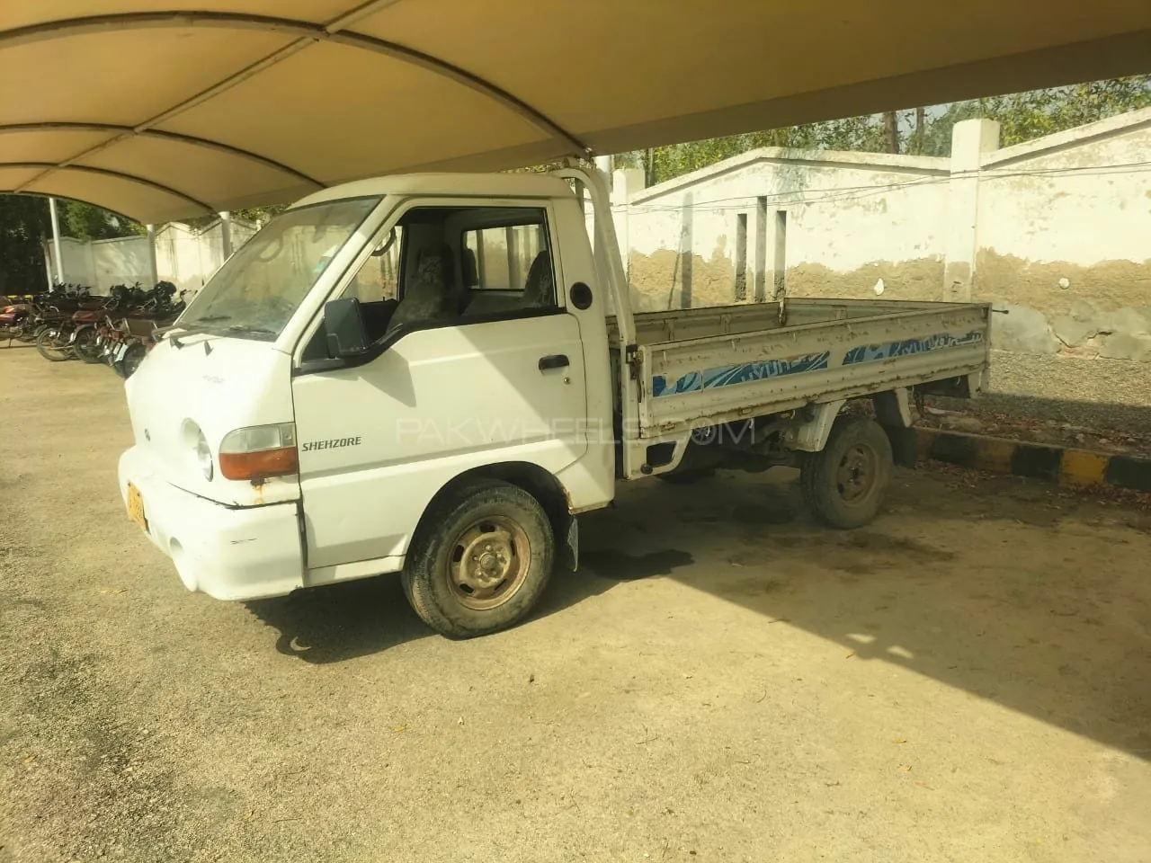Hyundai Shehzore