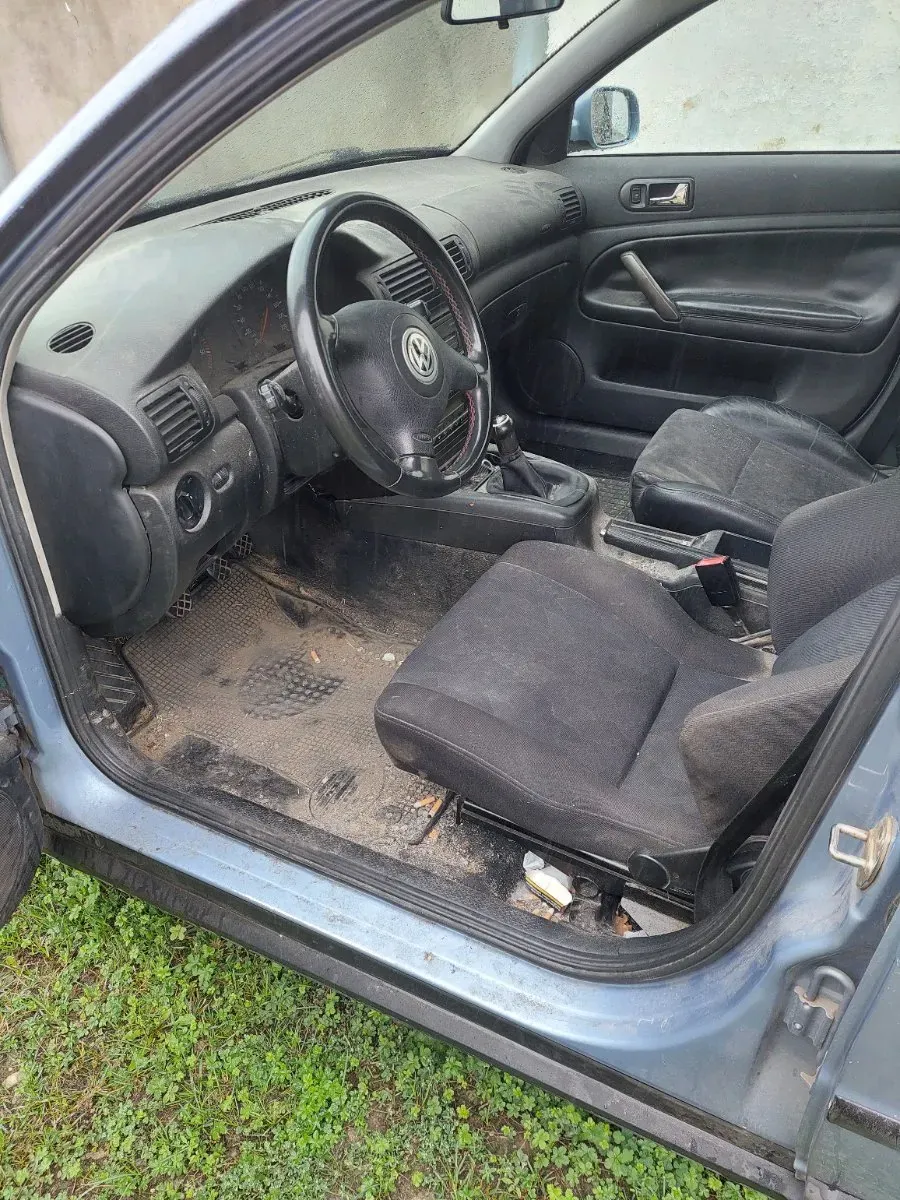 Volkswagen Passat 1998 photo 2