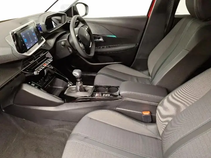 Peugeot 208 2023 photo 5