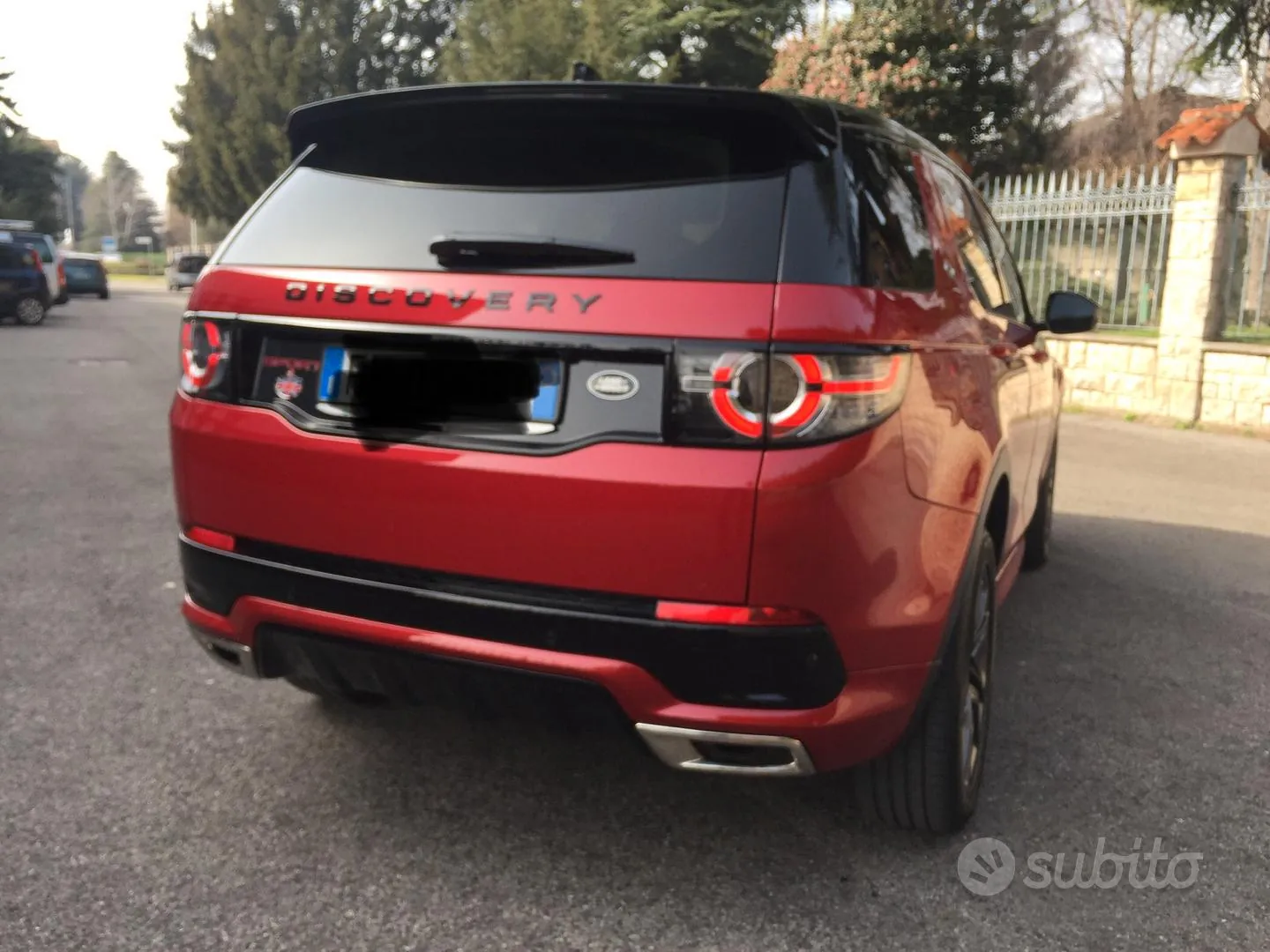 Land Rover Discovery Sport 2017 photo 3
