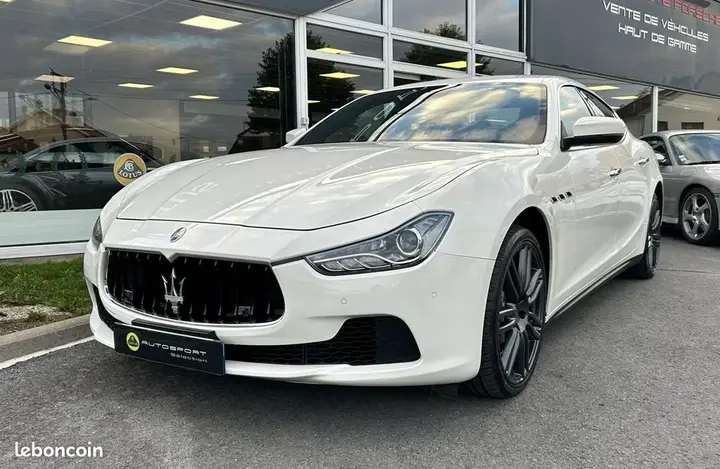Maserati Ghibli 2017 photo 2