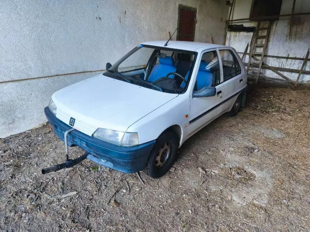 Peugeot 106 1995 photo 3