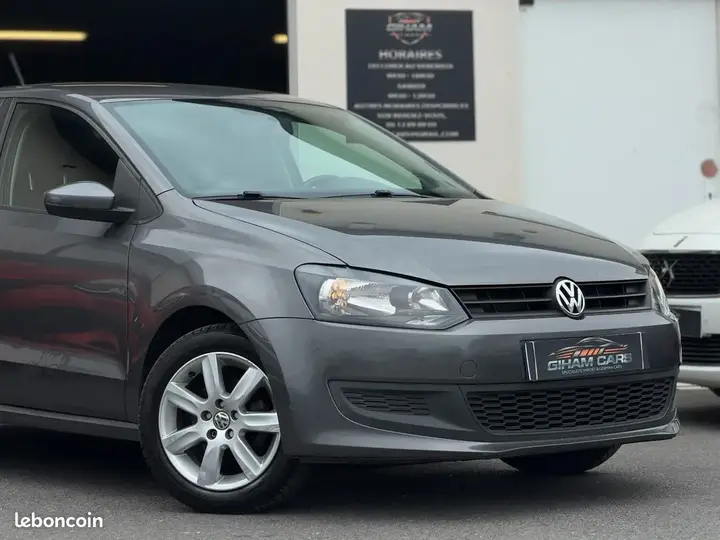 Volkswagen Polo 2012 photo 3
