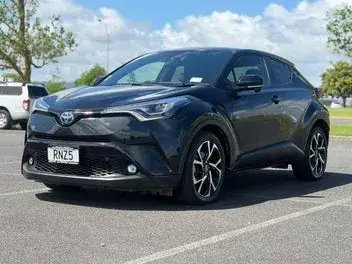 Toyota C-Hr 2018 photo 2
