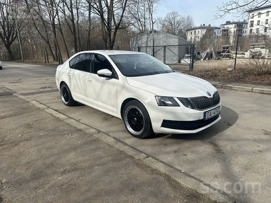 Skoda Octavia 2019 photo 2