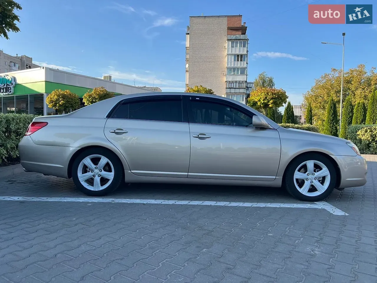 Toyota Avalon 2005 photo 5