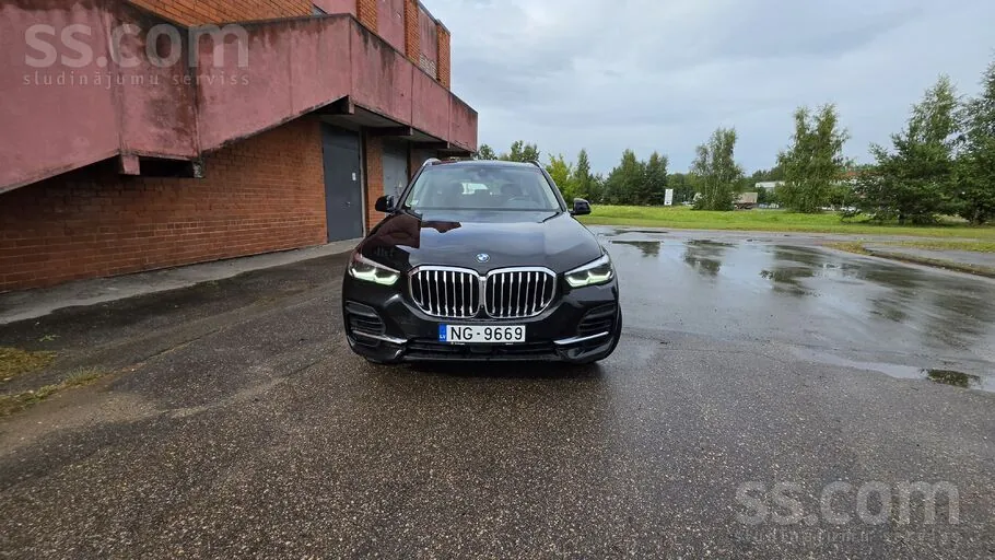 BMW X5 2022 photo 2