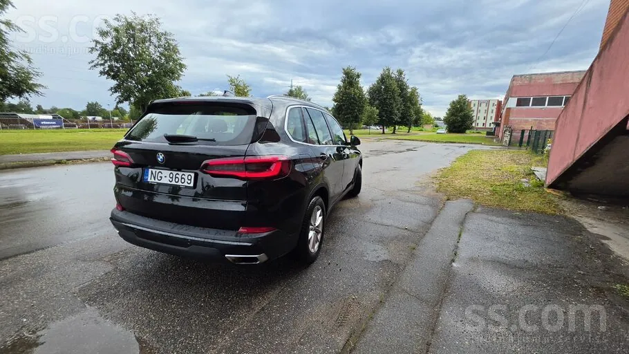 BMW X5 2022 photo 5