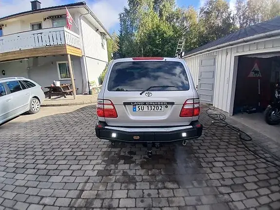 Toyota Land Cruiser 2005 photo 5