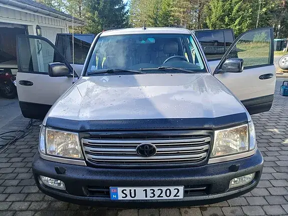 Toyota Land Cruiser 2005 photo 4