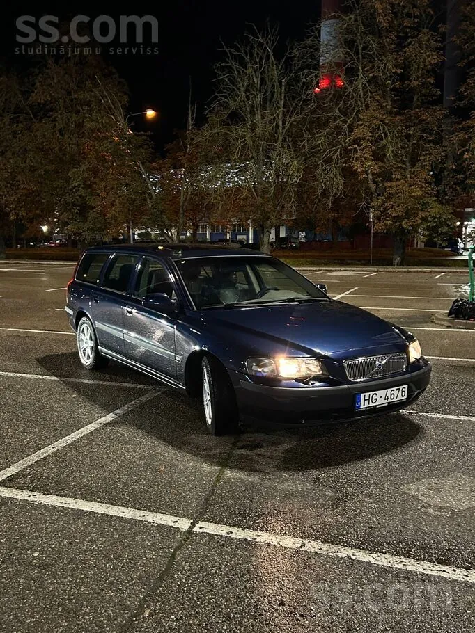 Volvo V70 2004 photo 4
