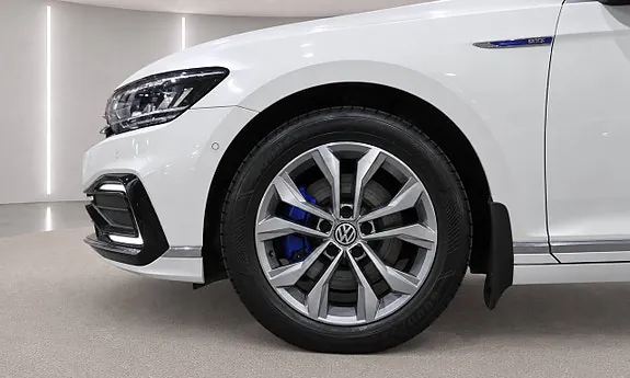 Volkswagen Passat 2020 photo 5