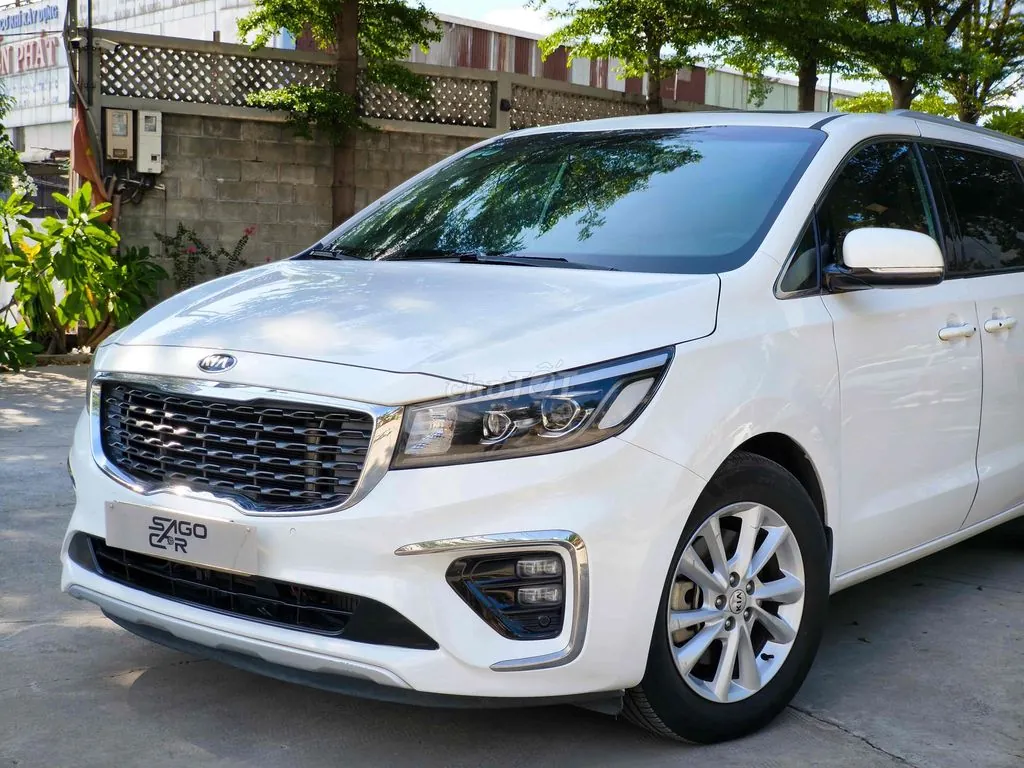 Kia Sedona 2020 photo 3