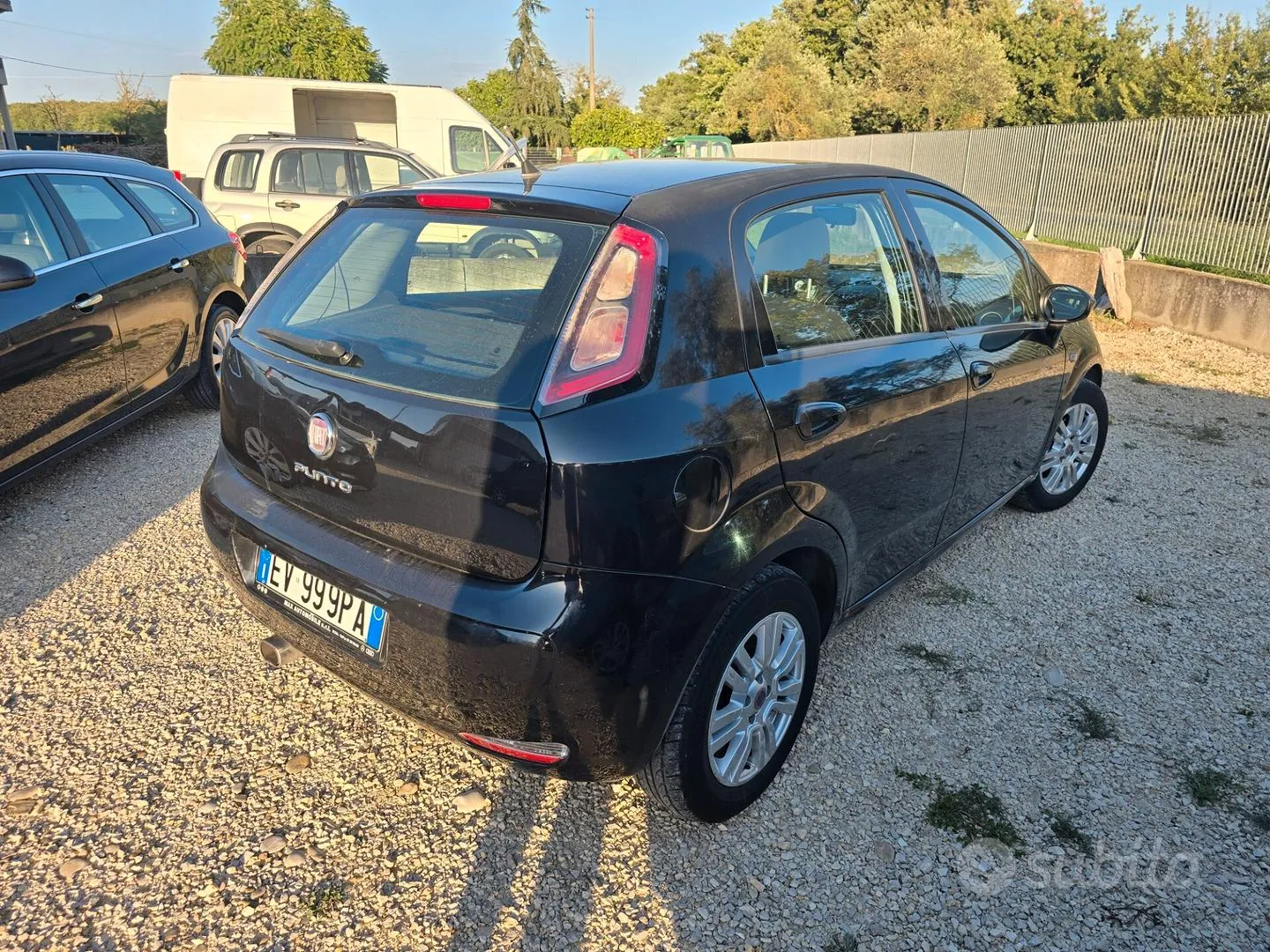Fiat Punto 2015 photo 4