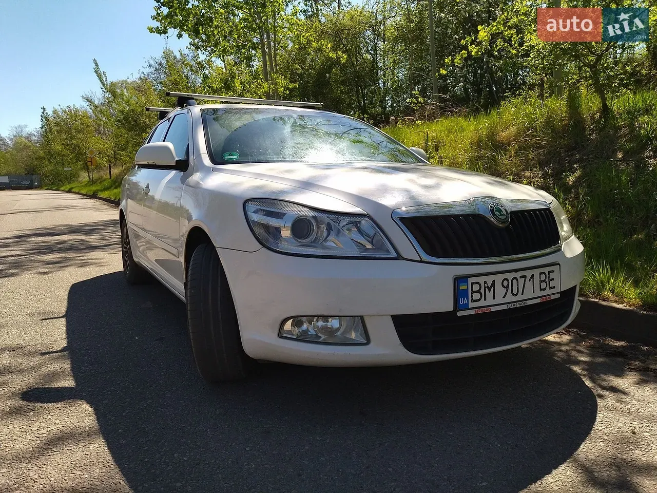Skoda Octavia 2011 photo 2