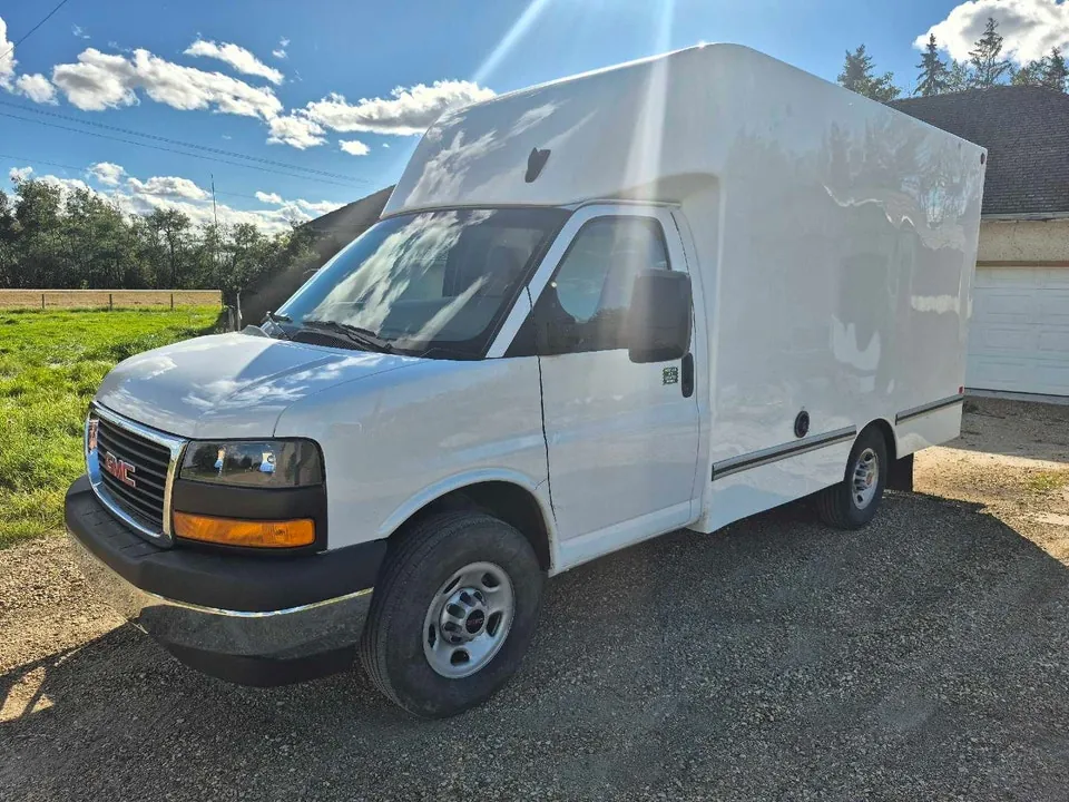 GMC Savana