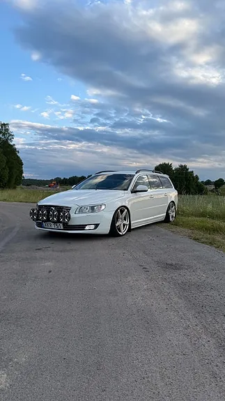 Volvo V70 2013 photo 3