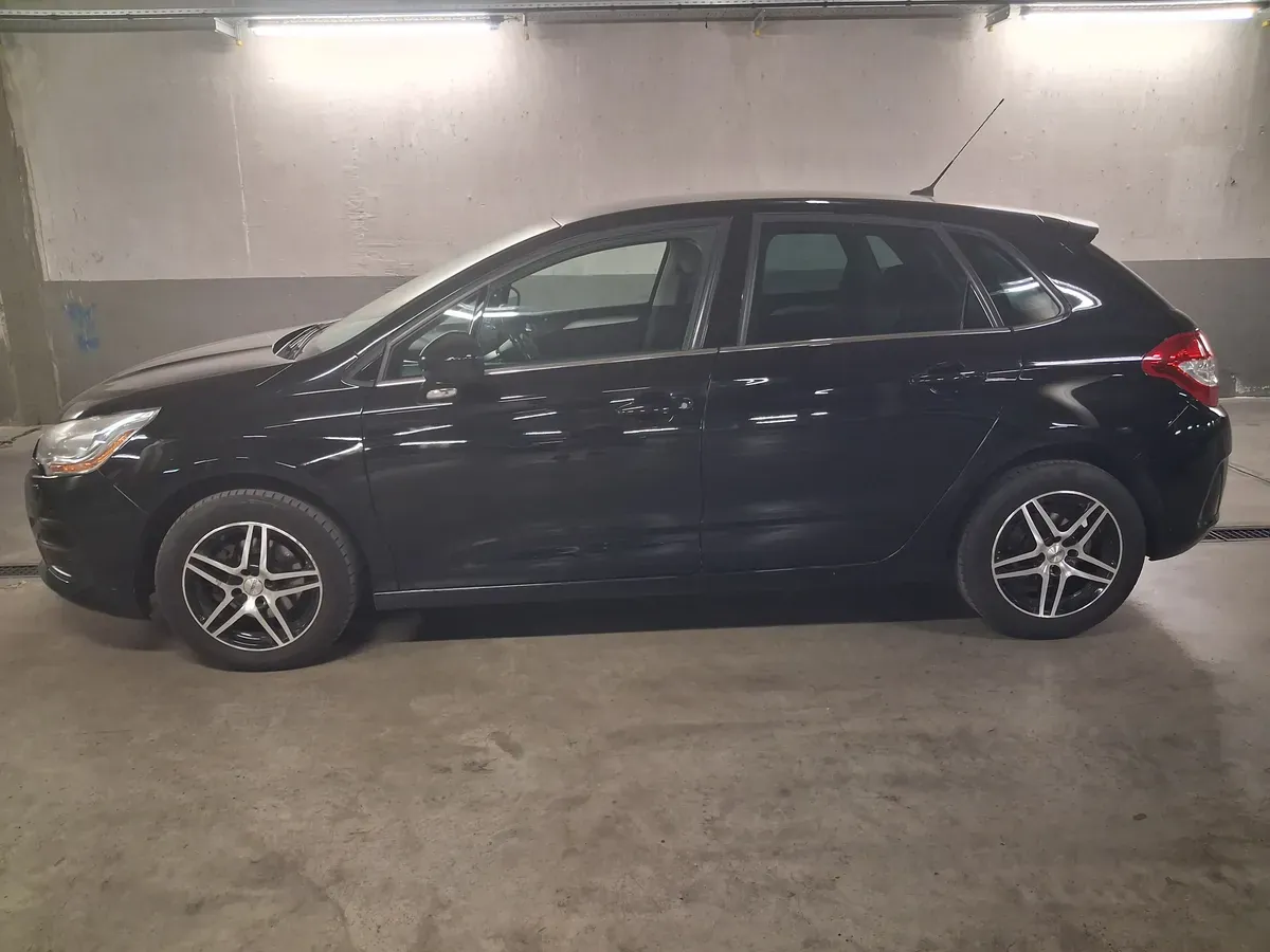 Citroen C4 2012 photo 3