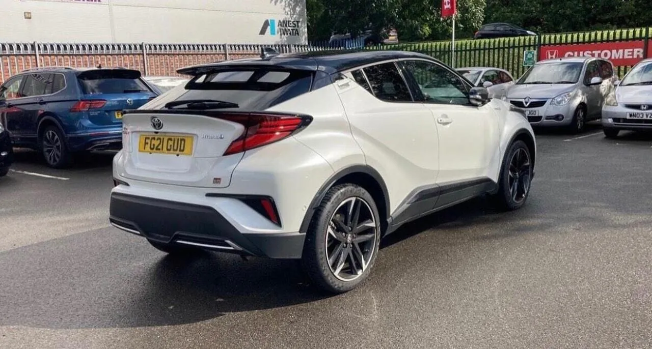 Toyota C-Hr 2021 photo 4