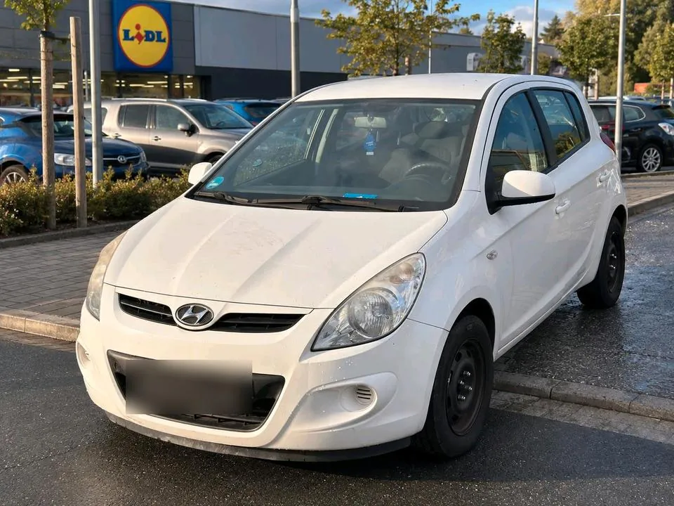 Hyundai I20