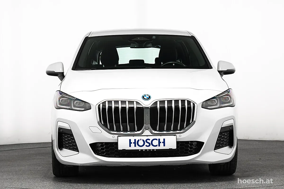 BMW 2 Series 2022 photo 2