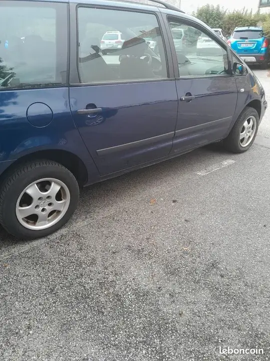 Volkswagen Sharan 2001 photo 3