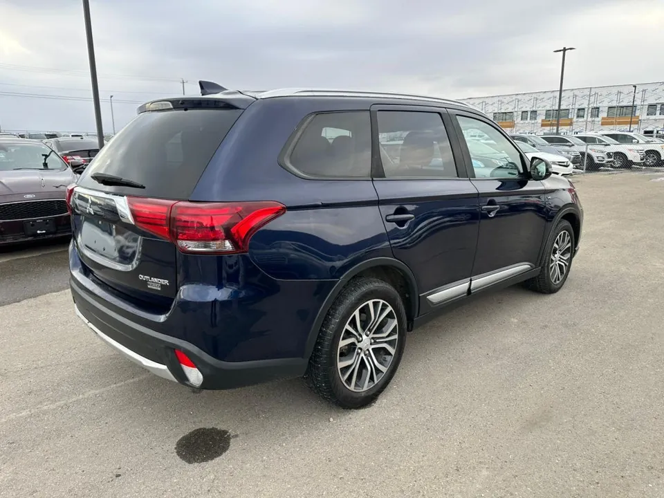 Mitsubishi Outlander 2017 photo 4