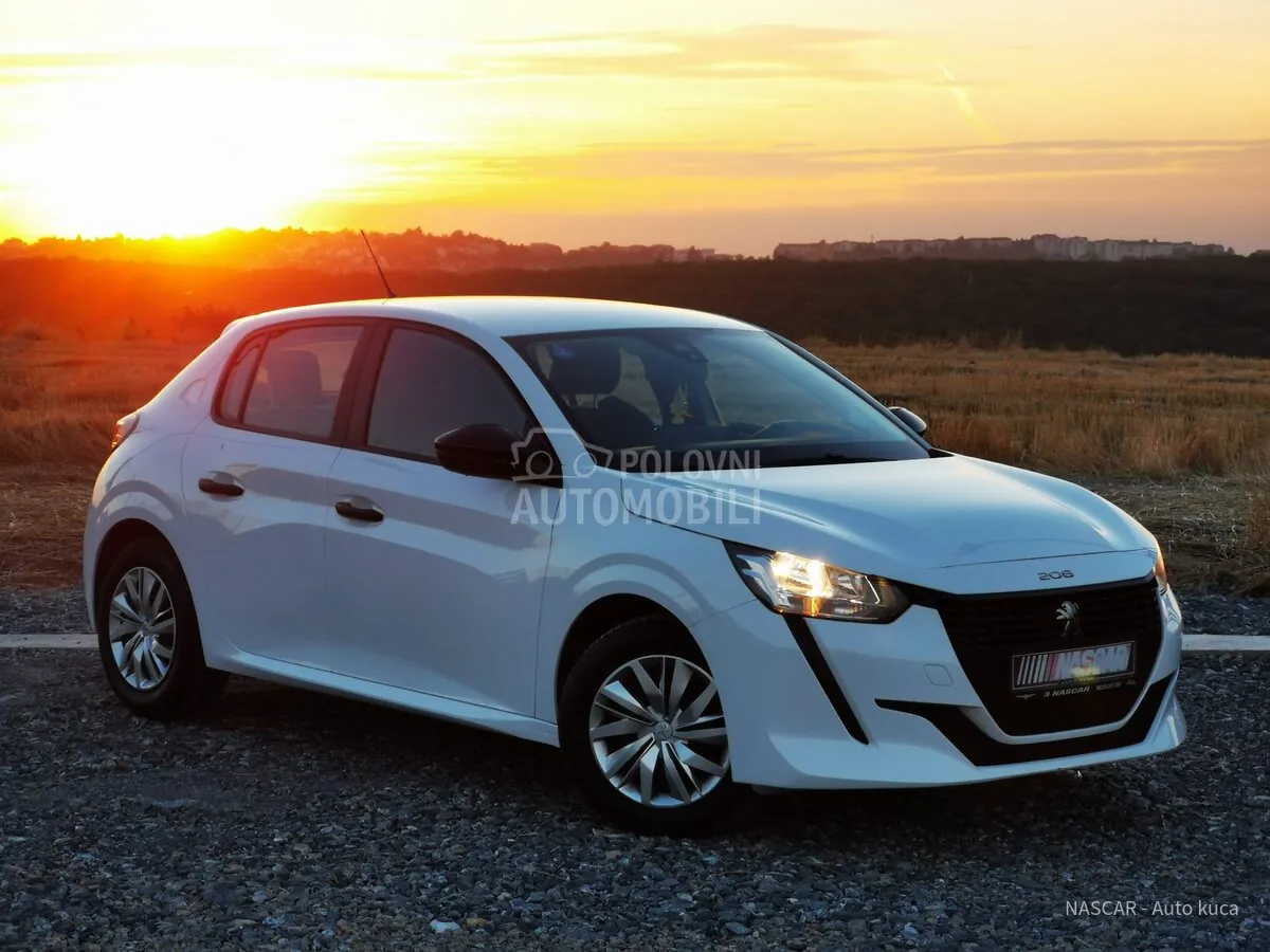 Peugeot 208 2022 photo 3