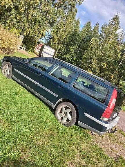 Volvo V70 2002 photo 3