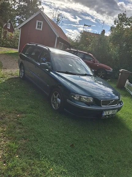 Volvo V70 2002 photo 2