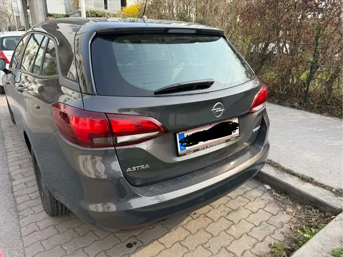 Opel Astra 2016 photo 2