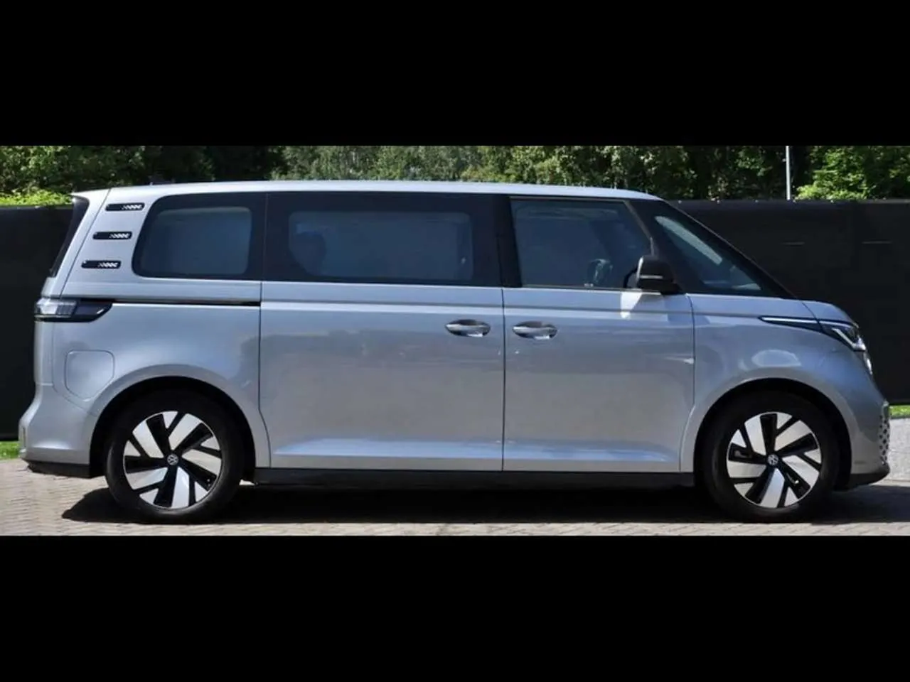 Volkswagen Id. Buzz 2025 photo 2