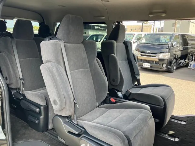 Toyota Hiace Wagon 2020 photo 4