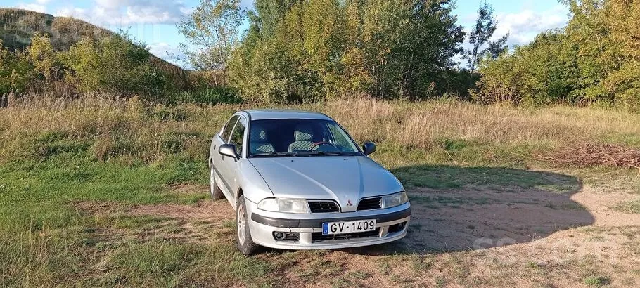 Mitsubishi Carisma 1999 photo 2
