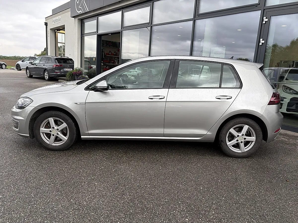 Volkswagen Golf 2017 photo 3