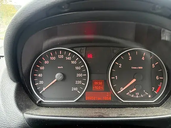 BMW 116I 2008 photo 2