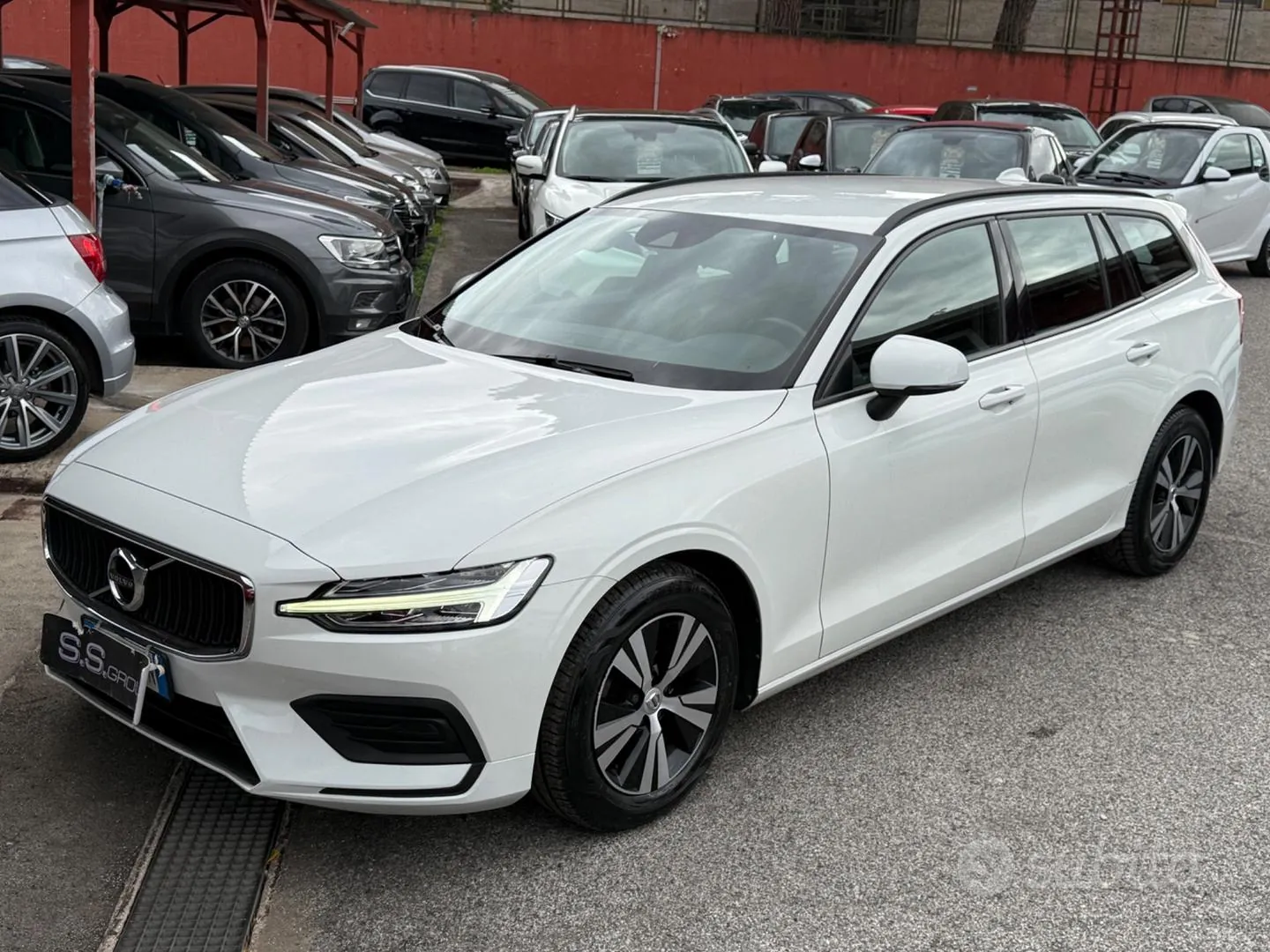 Volvo V60 2020 photo 3