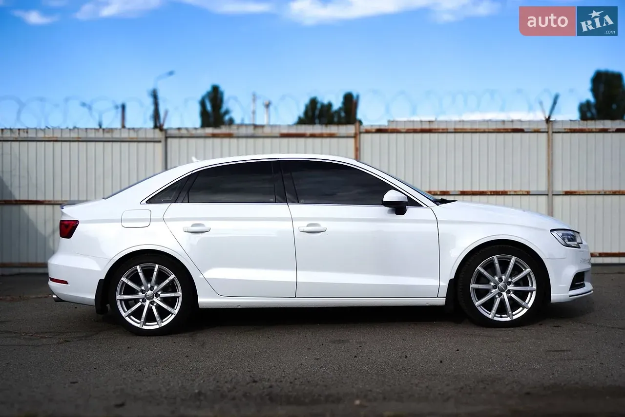 Audi A3 2016 photo 5