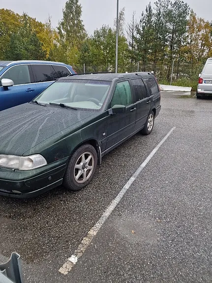 Volvo V70 2000 photo 2