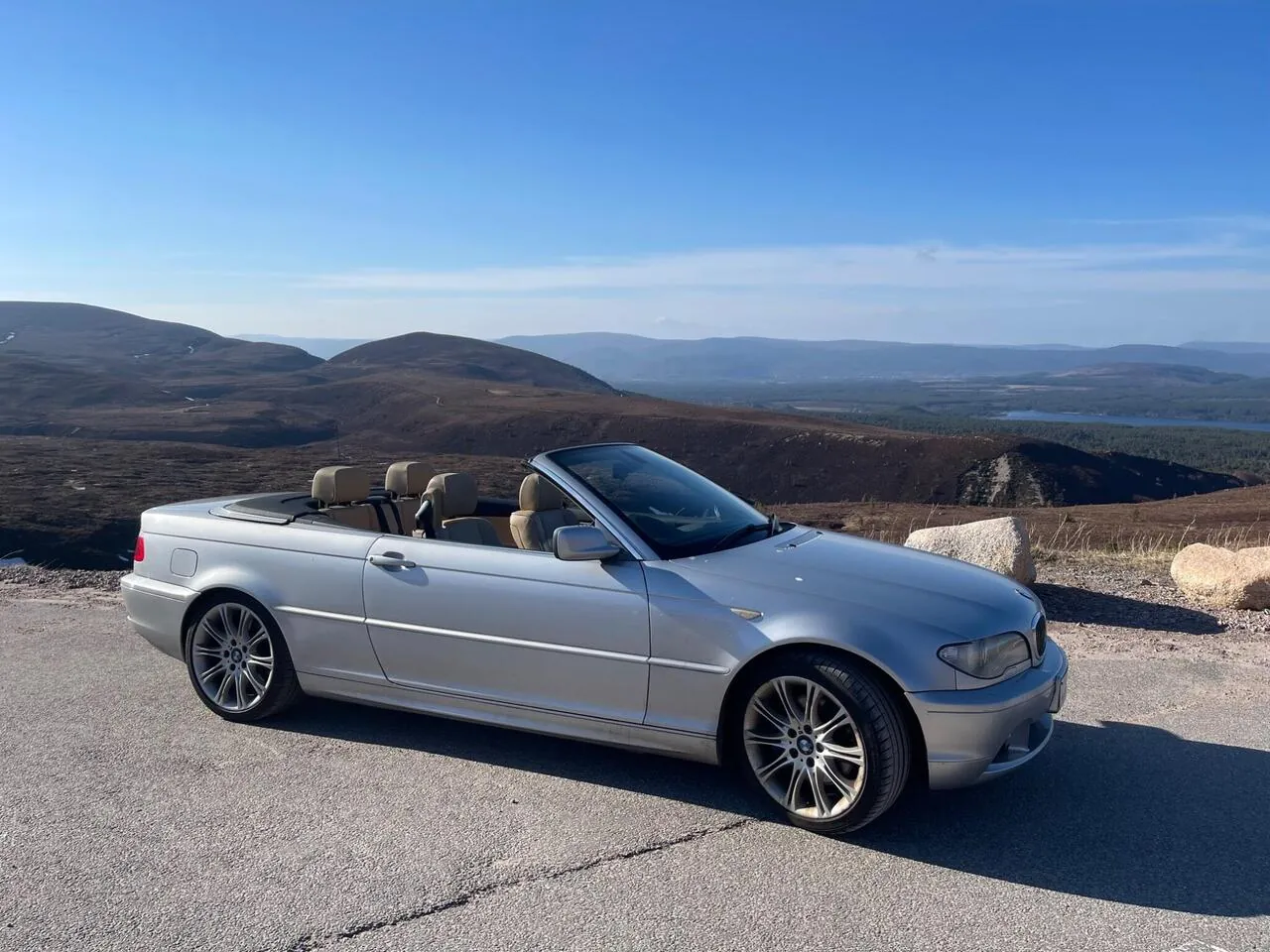 BMW 3 Series 2004 photo 2