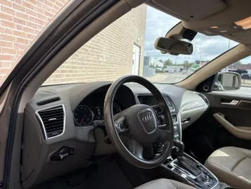 Audi Q5 2010 photo 3