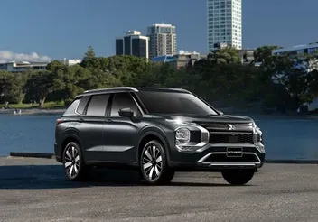 Mitsubishi Outlander 2026 photo 2