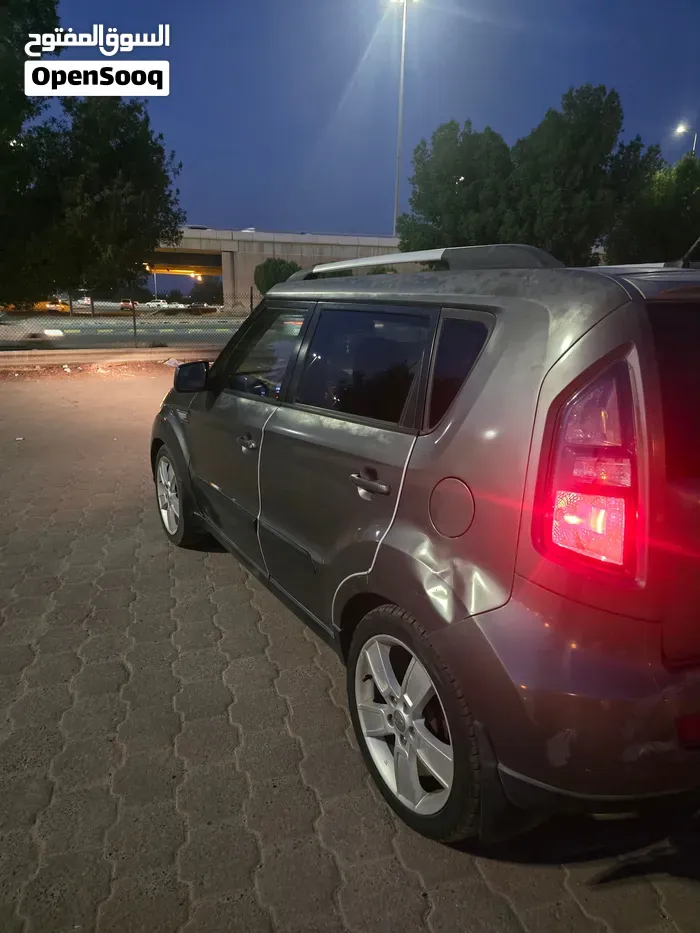 Kia Soul 2011 photo 2