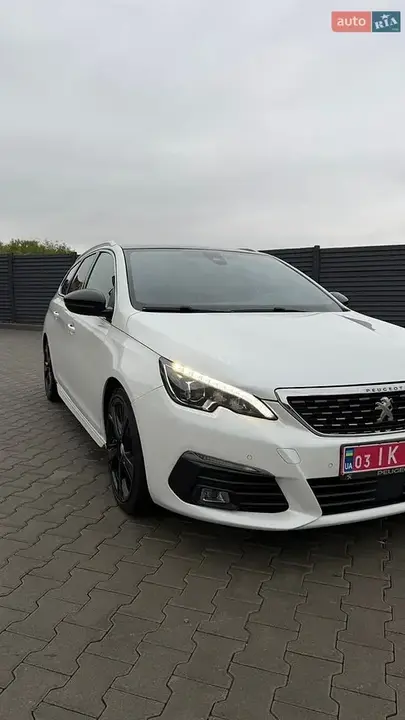 Peugeot 308 2018 photo 2
