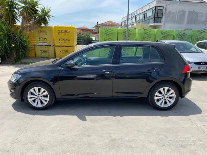 Volkswagen Golf 2017 photo 2