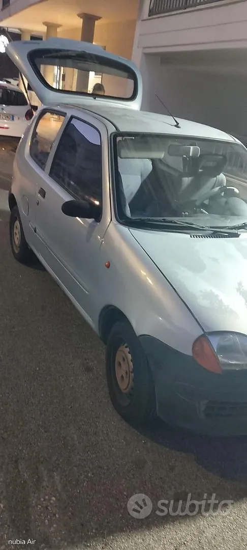 Fiat Seicento 2000 photo 2