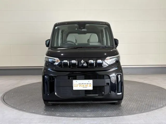 Mitsubishi E-K Space M 2025 photo 5