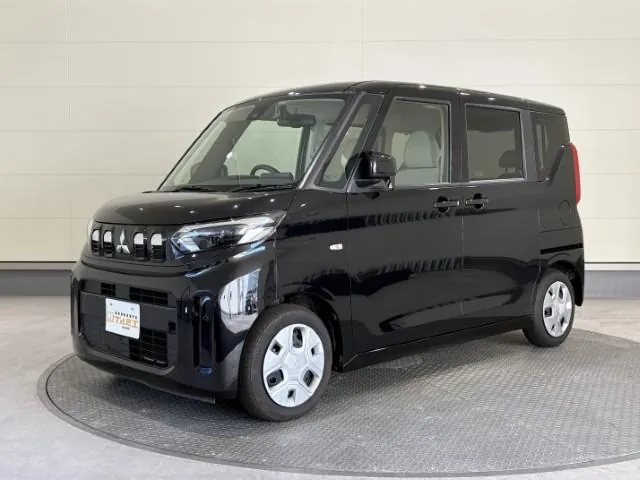 Mitsubishi E-K Space M 2025 photo 4