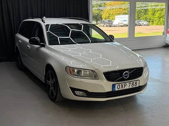Volvo V70 2016 photo 2